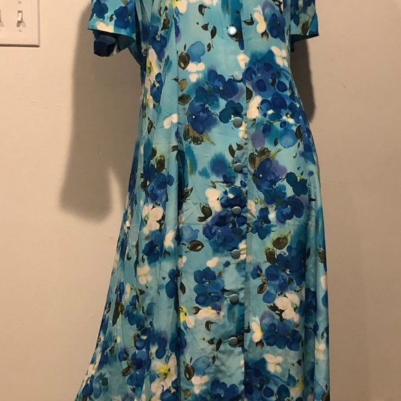 Vtg 90s Blue Floral Collared Short Sleeve Button Midi Tea Day Dress~Leslie Fay - Picture 10 of 10